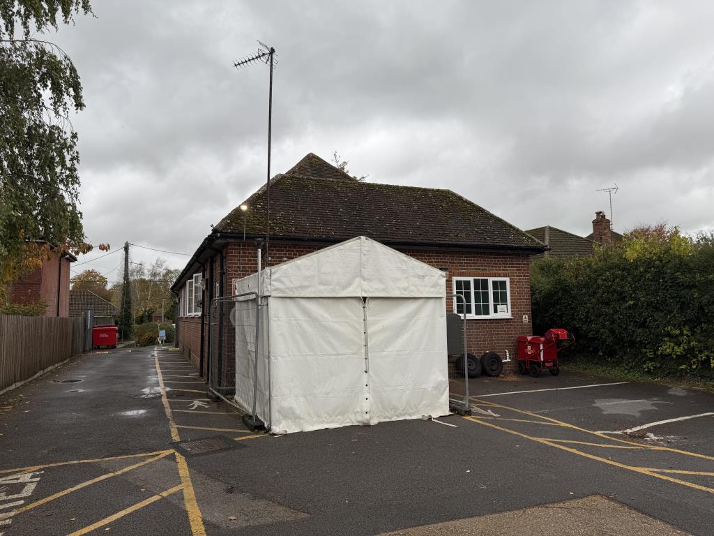 Lot: 44391 - TO BE OFFERED IN OUR DECEMBER AUCTION UNLESS SOLD PRIOR - FREEHOLD COMMERCIAL PREMISES ON PLOT OF 0.19 ACRES - Rear of building